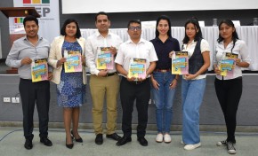 TSE premia a jóvenes cruceños por historieta sobre las Elecciones Estudiantiles