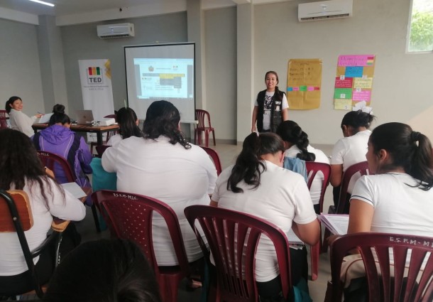 TED Santa Cruz capacita sobre democracia intercultural y Elecciones Judiciales 2024 a estudiantes de la ESFM Multiétnica Indígena de Concepción