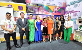 El OEP recibe a los visitantes en el stand instalado en la Fexpocruz 2024