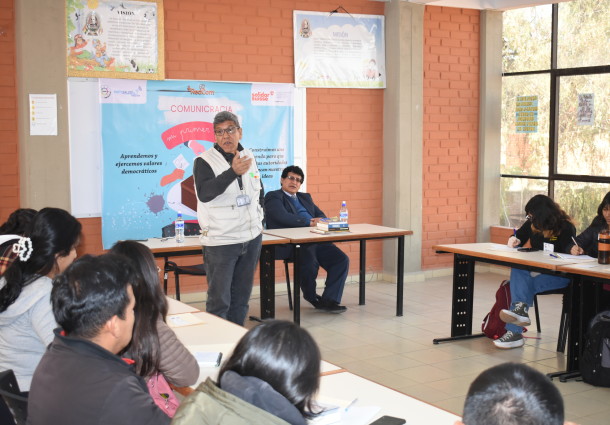 TED Cochabamba: jóvenes de Quillacollo reflexionan sobre el voto responsable rumbo a las Elecciones Generales 2025