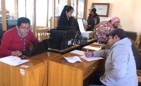 Ciudadanos acuden al TED Oruro para subsanar su inhabilitación en el Padrón Electoral