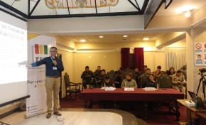 Tribunal Electoral Departamental de La Paz capacita a policías y militares en el manejo seguro del material electoral