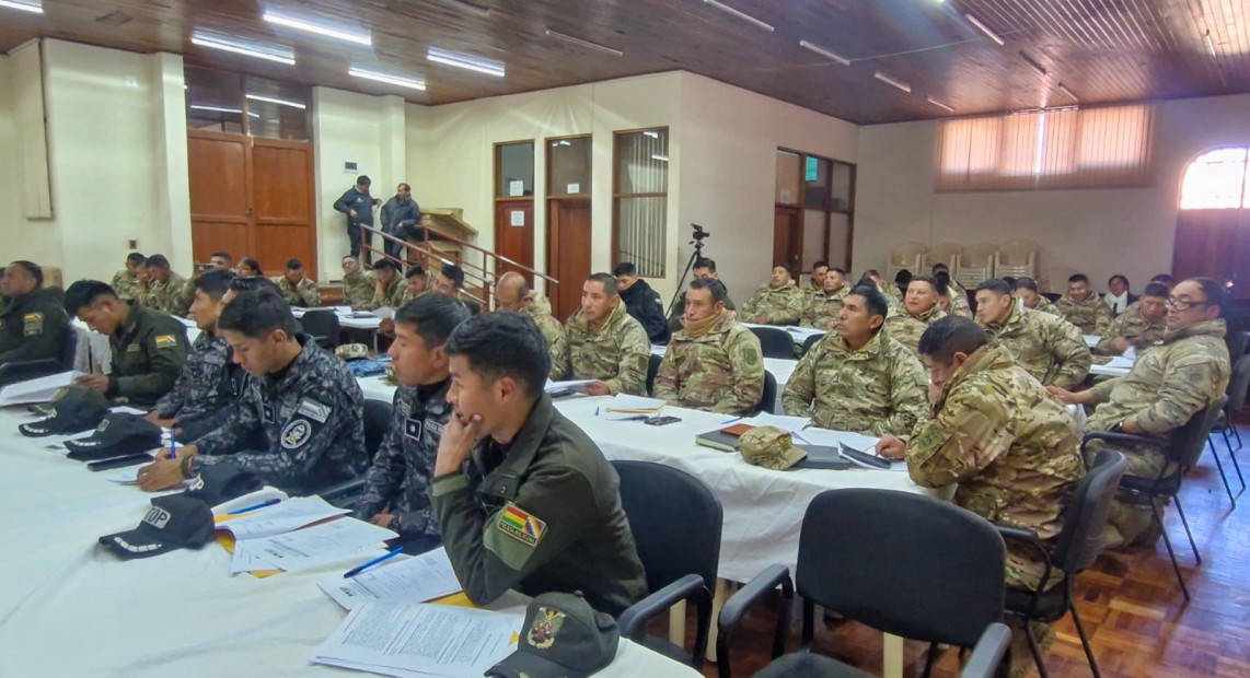 PT_CAPACITACIONPOLMIL_01