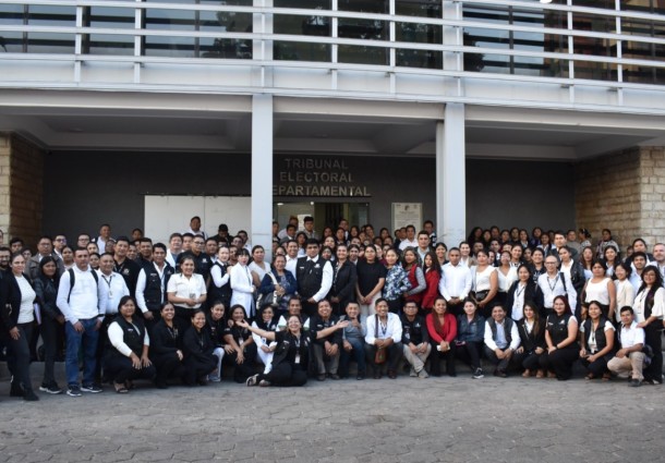 Rumbo a las Elecciones 2025: TED Santa Cruz culmina formación de capacitadores electorales