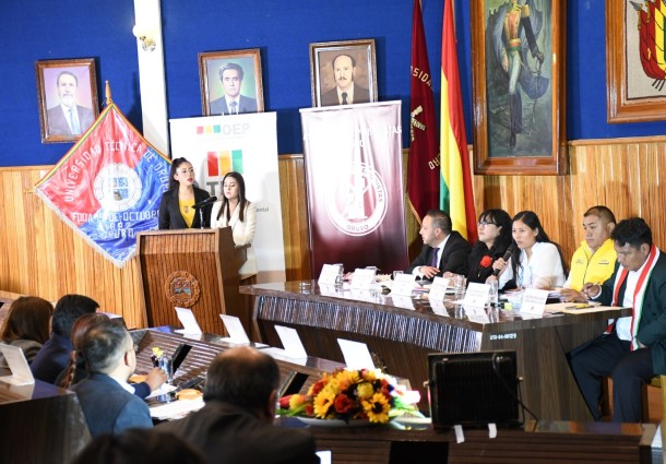 TED Oruro: pluralidad y propuestas marcaron el Foro Voto Informado en la circunscripción 30