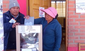 Oruro: Vichuloma celebra con entusiasmo su nuevo recinto electoral