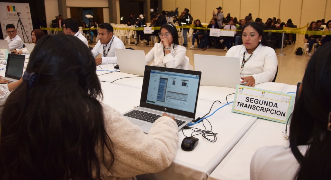 2595e203-8a34-40c4-bc1c-d433abdab59c