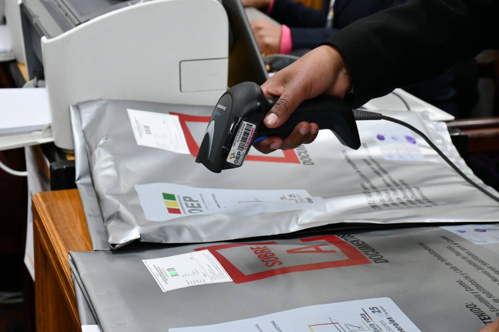 WhatsApp Image 2025-08-18 at 10.31.50 (4)