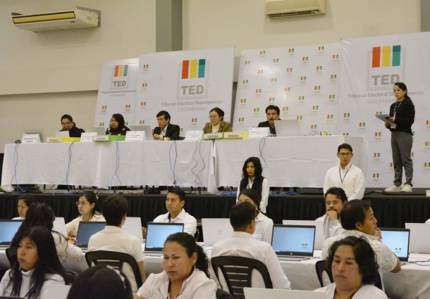 TED Cochabamba realiza simulacro en el Centro Departamental de Cómputo