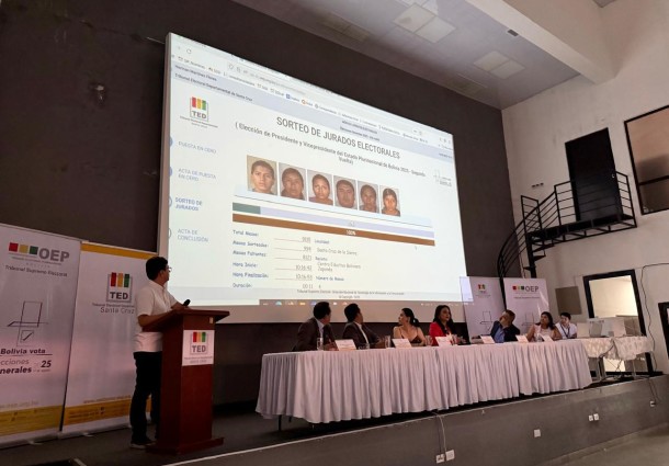 Segunda vuelta: TED Santa Cruz selecciona a 54.690 jurados electorales en sorteo público
