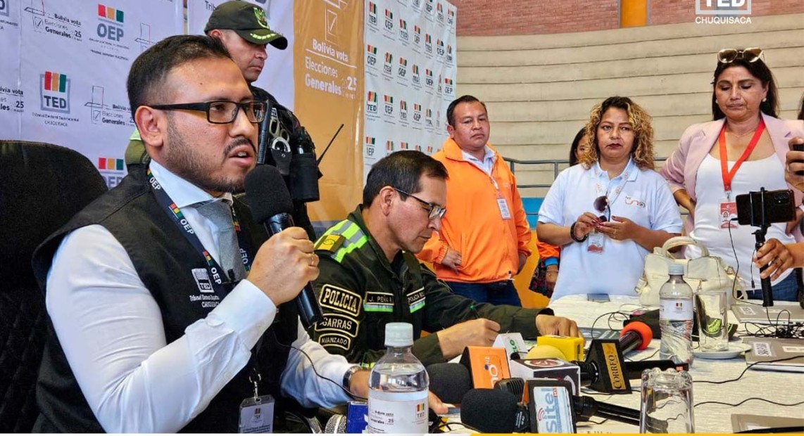 1612cc6e-0bb6-422d-8fbb-b3d3563b70e4