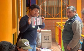 Oruro inicia la jornada electoral con total normalidad: mesas de sufragio operan al 100 % desde las 08:05