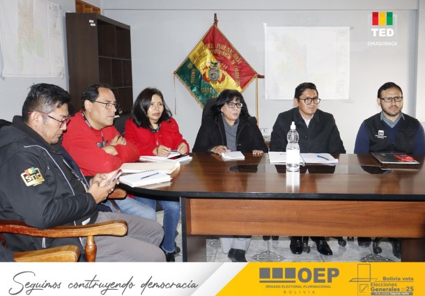 TED Chuquisaca coordina acciones con observadores electorales rumbo a la segunda vuelta