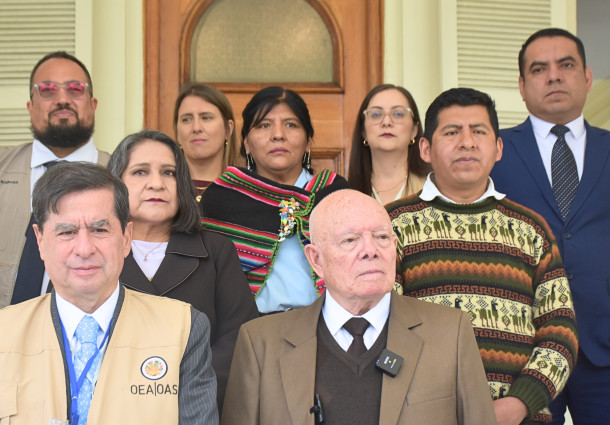 Segunda vuelta: el TSE se reúne con la Misión de Observación Electoral de la OEA