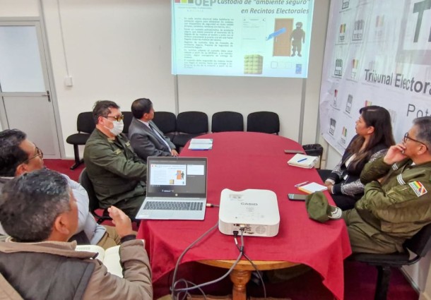 TED Potosí y la Policía coordinan acciones de seguridad para la segunda vuelta electoral