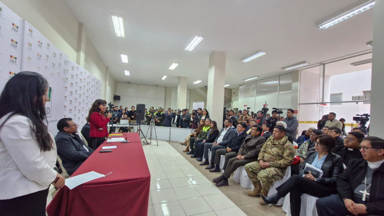 WhatsApp Image 2025-10-19 at 09.38.17