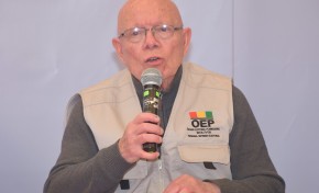 TSE califica como positiva la primera media jornada electoral