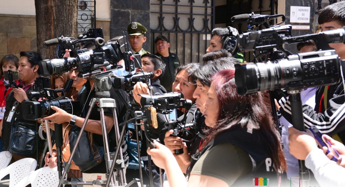 f8bd4a9f-67bd-4089-818d-8eb33f4705a4