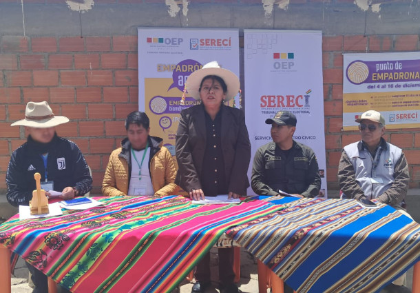 TSE impulsa empadronamiento y entrega de certificados gratuitos en Uncía