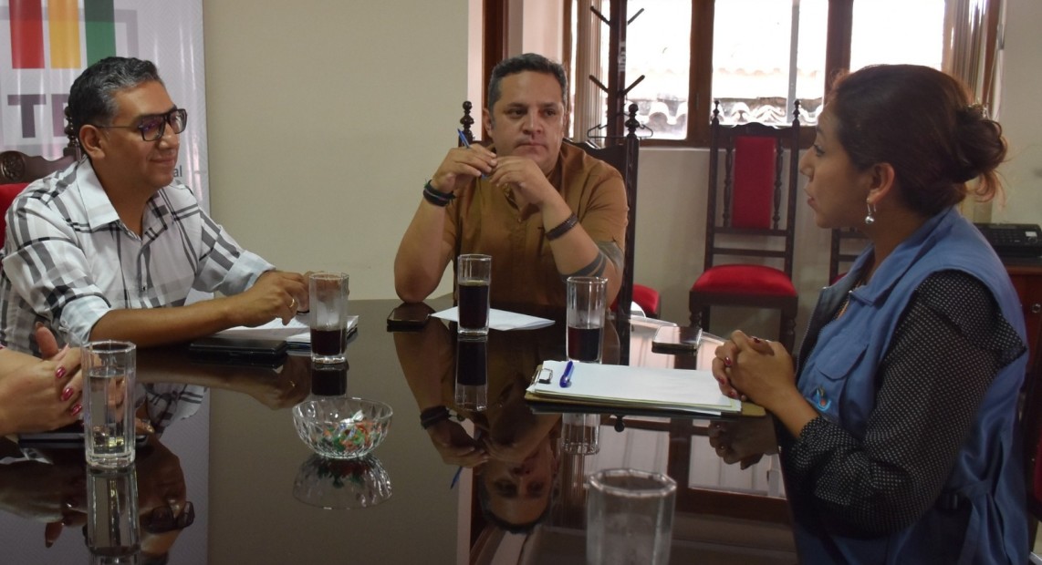 TJ_REUNIONDEFENSORIA_01