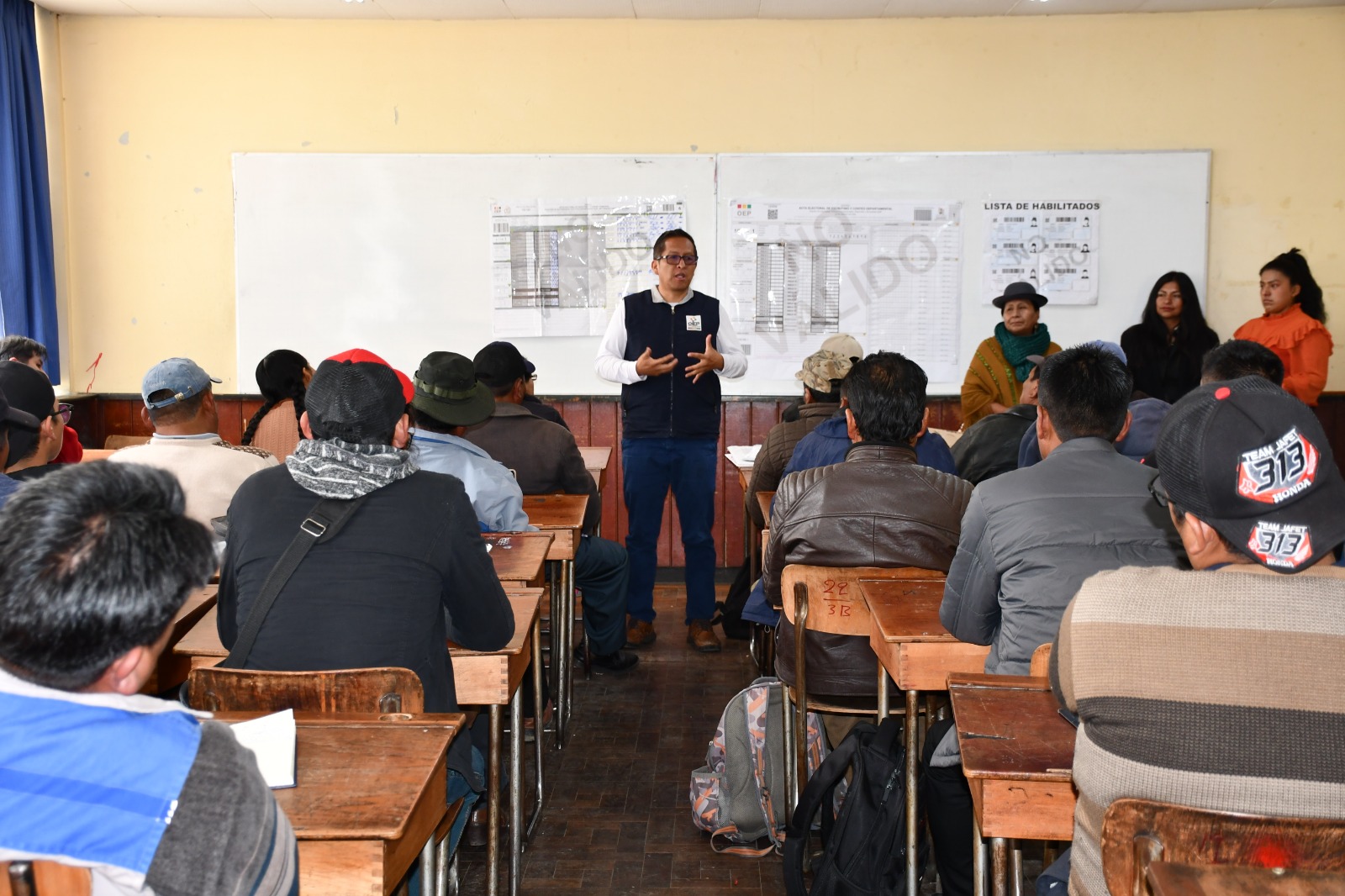 LP_CAPACITACIONJURADOS_02