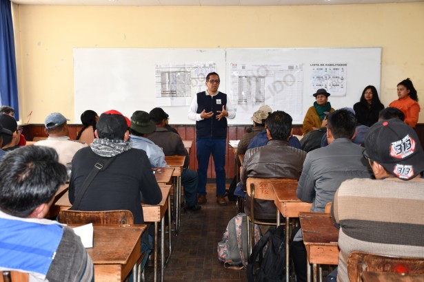 LP_CAPACITACIONJURADOS_02