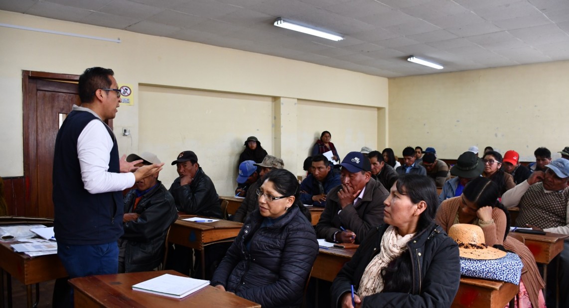 LP_CAPACITACIONJURADOS_03