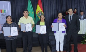 Ted Beni entrega credenciales a 322 autoridades en el marco de las  Elecciones Subnacionales 2026